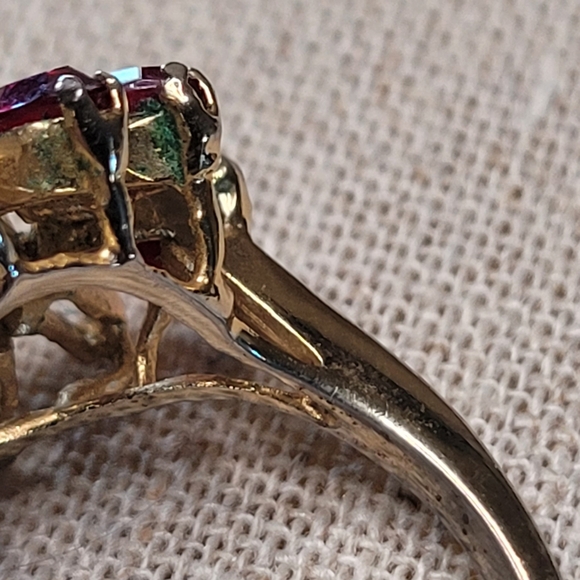 Vintage Cocktail Ring Size 9 - Picture 12 of 16